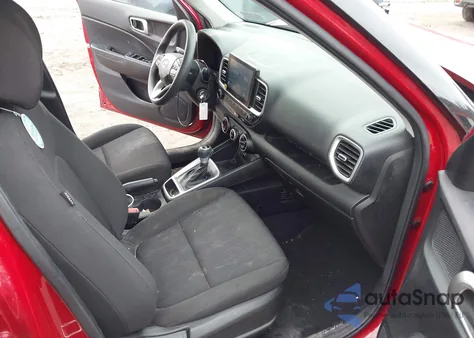 2021 Hyundai Venue Se z USA, uszkodzony, nr VIN KMHRB8A34MU083029